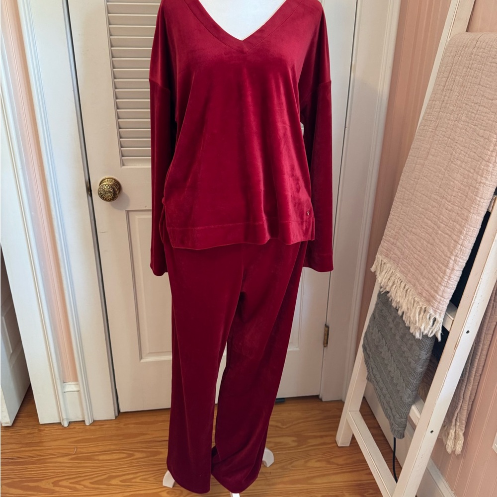 Women's Red V-Neck Lounge Set
